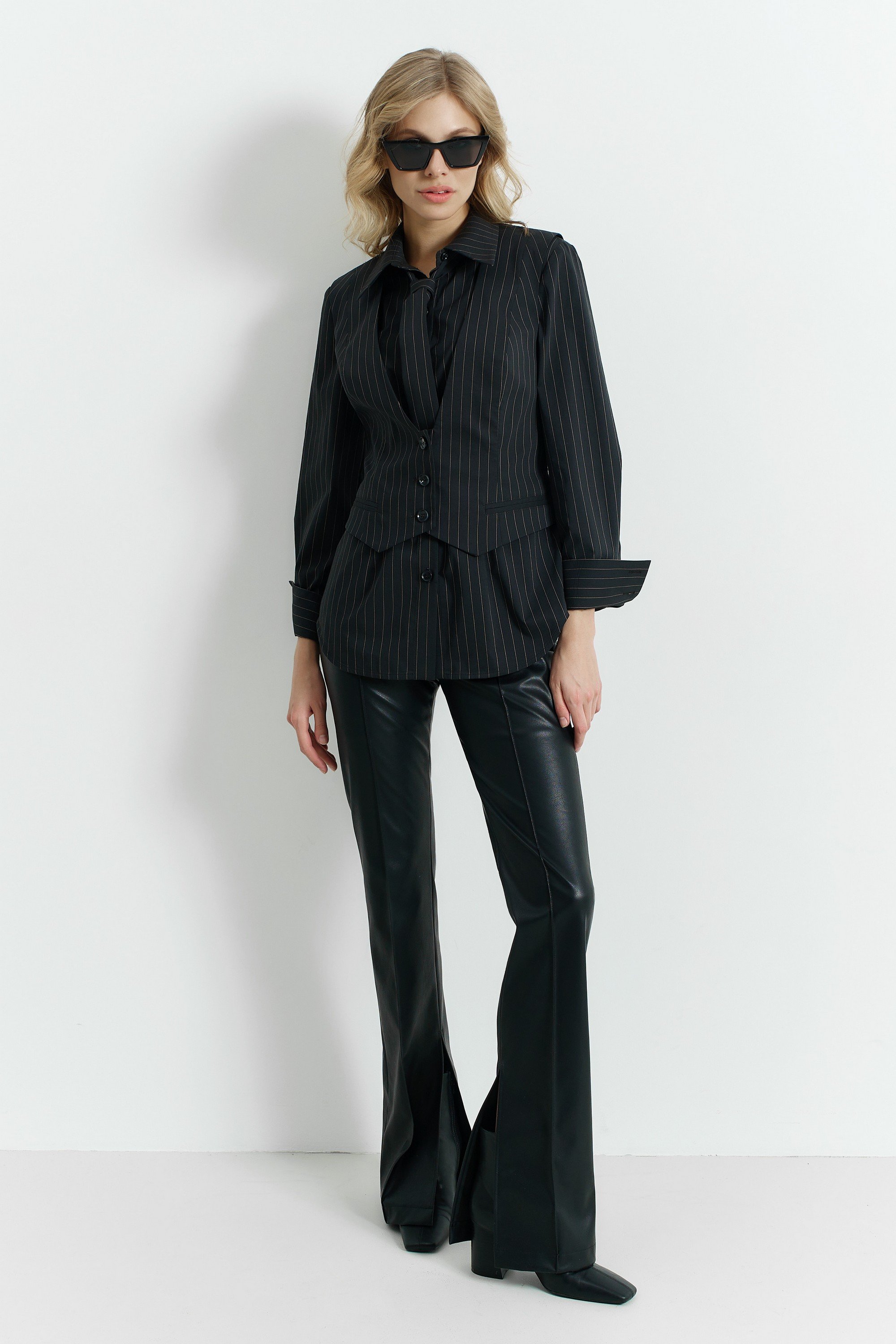 A2427/3, A2427/5, A2400/6, AK332